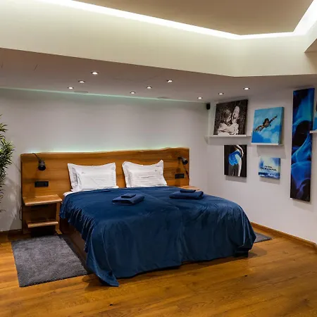 Artien For 8 People With 32m2 Private Pool & Pet Friendly
